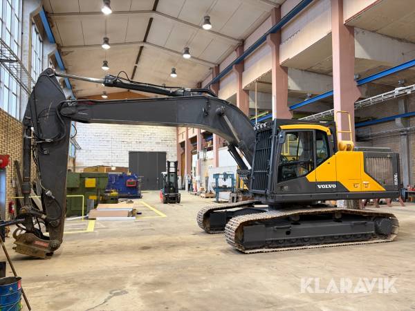 Grävmaskin Volvo EC250EL Rivningsutrustad med oilquick 80 fäste