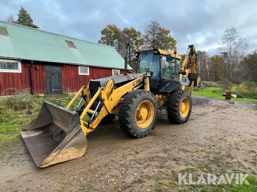 Grävlastare Lännen C110 med många redskap