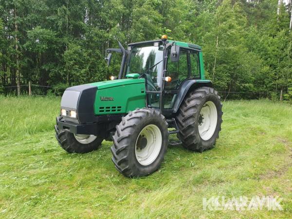 Traktor Valtra 6350 HiTech