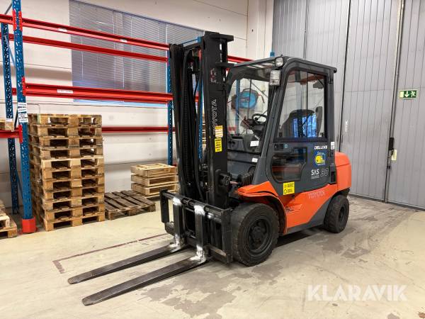 Truck Toyota 7FDF30