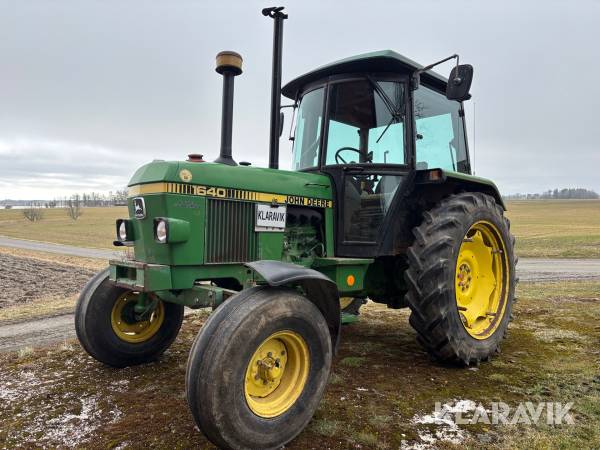 Traktor John Deere 1640 Power synchron med Dubbelmontage