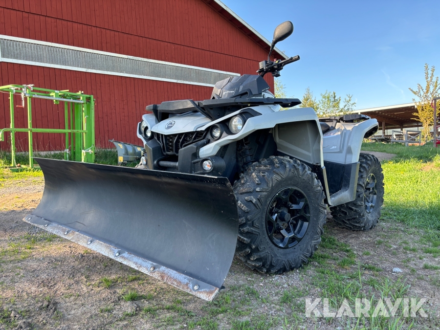 Can-Am Outlander 570 Pro med snöblad
