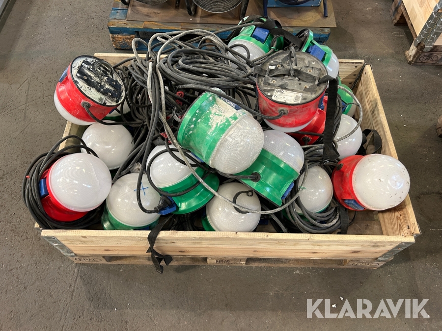 Bojlampor Garo Ball 230V gröna & röda ca 18 st
