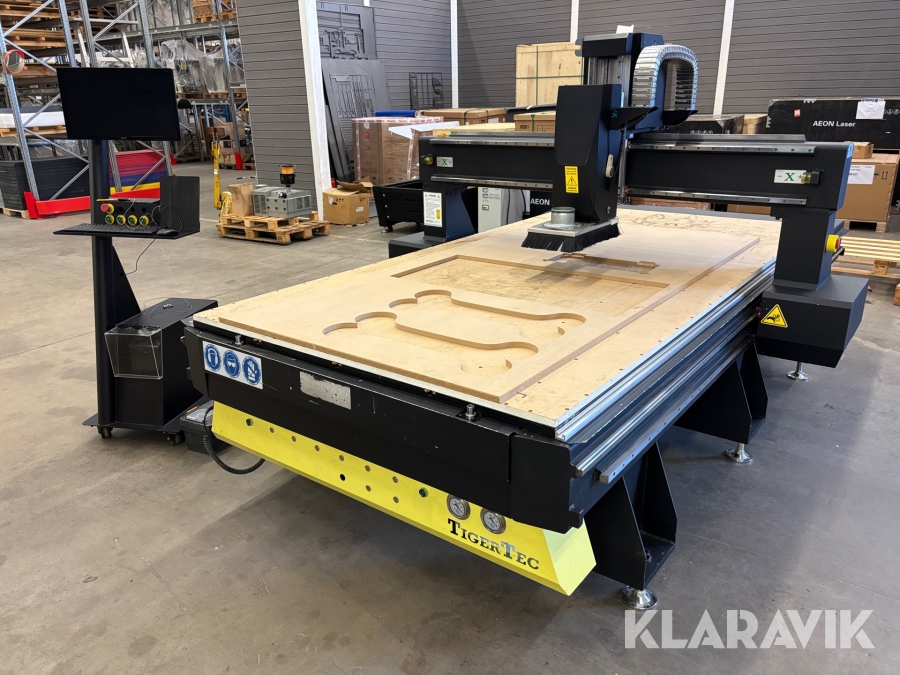 CNC fräs TigerTec TR510AD