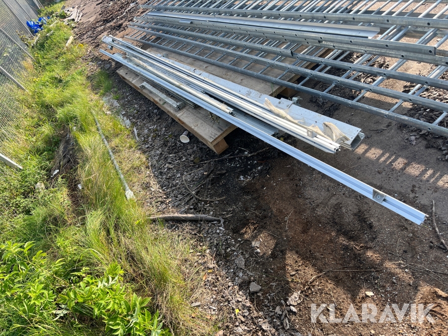 Bärverk för väggavskiljare Björndraperiet 6m aluminium med duk