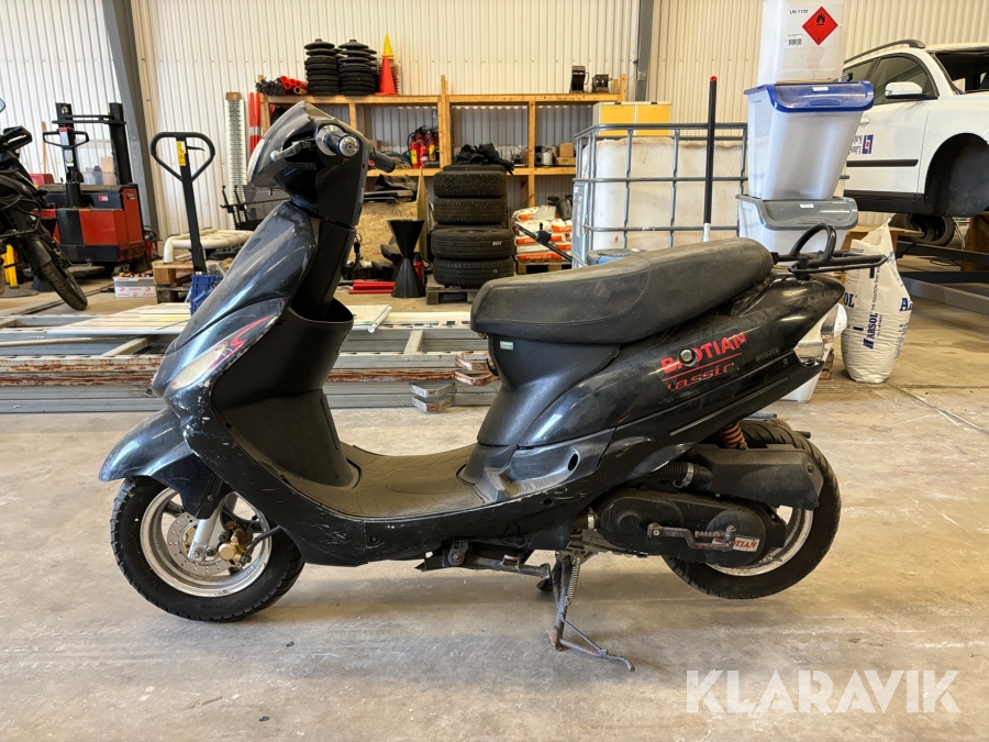 Moped Baotian Classic