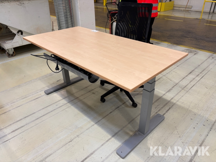 Skrivbord höj & sänkbart med stol