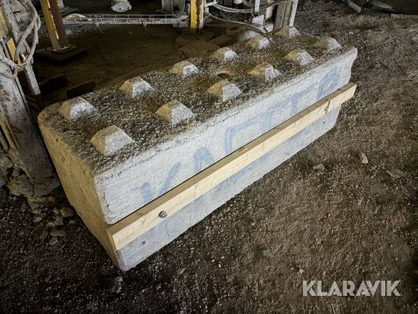 Betongbarriärer 15 st