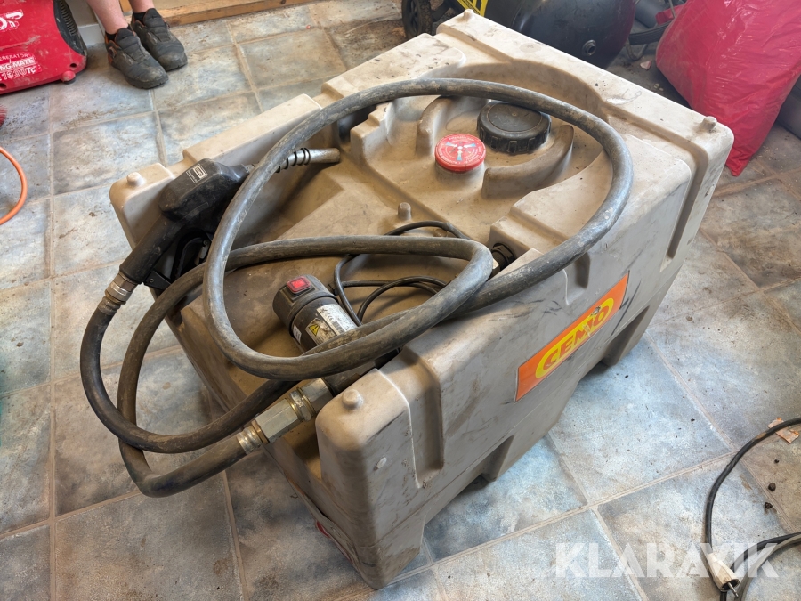 Dieseltank med pump Cemo 200L