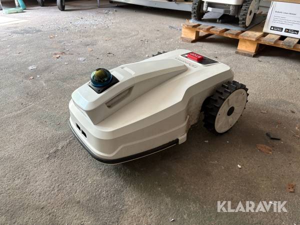 Robotgräsklippare FJDynamics FV 3000 slinglös