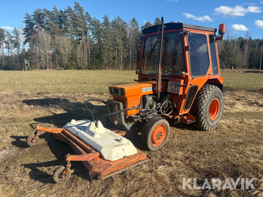 Traktor Kubota L245DT