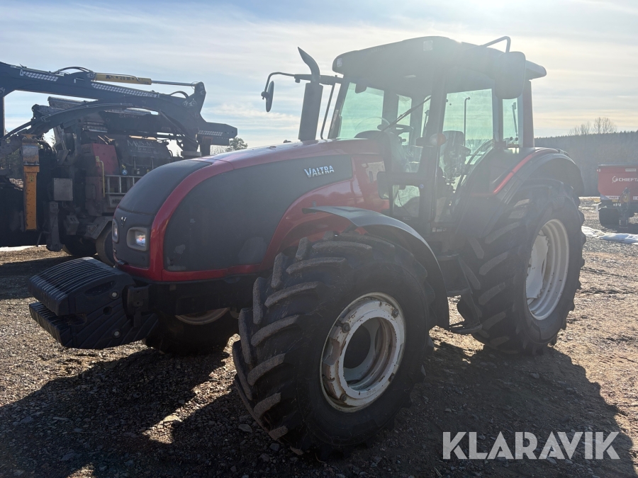Traktor Valtra T191 HiTech