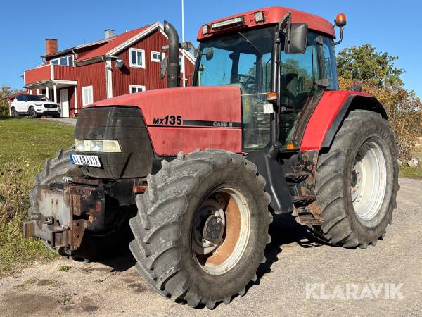 Traktor Case IH MX 135 Maxxum