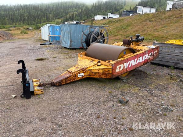 Släpvält Dynapac CH47
