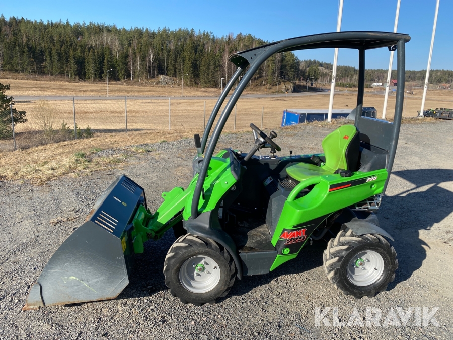 Kompaktlastare Avant 225