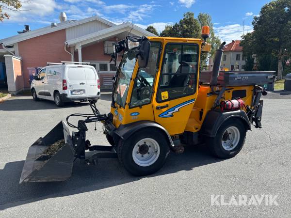 Redskapsbärare Wille 265 med redskap
