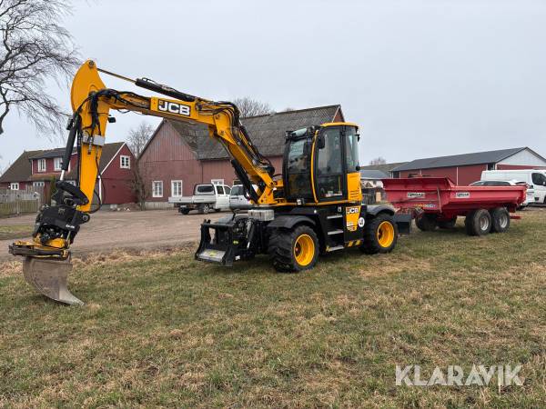 Grävmaskin JCB HD110WT 4F med tippvagn och redskap