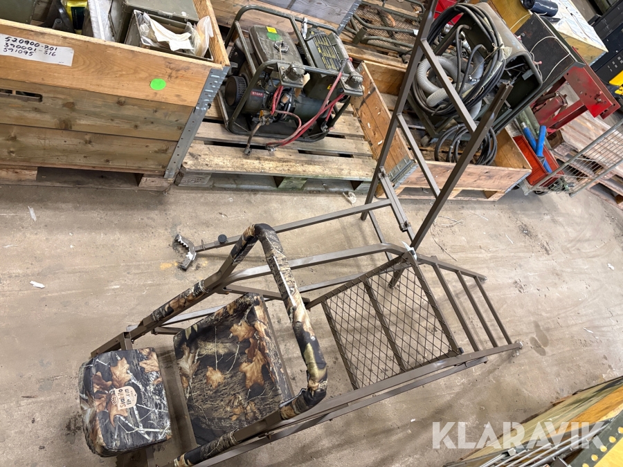 Jakttorn för montering mot träd Stabilo Therm