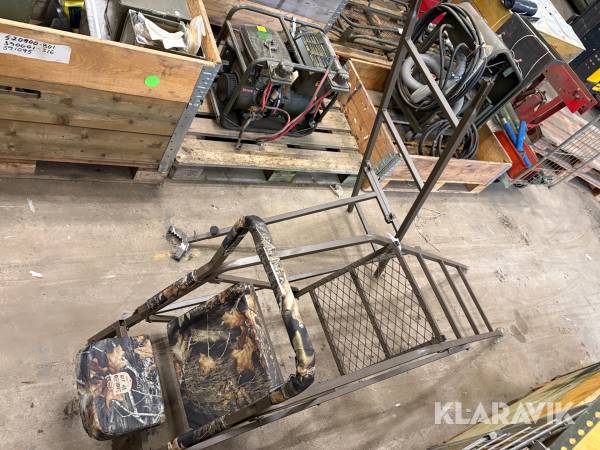 Jakttorn för montering mot träd Stabilo Therm