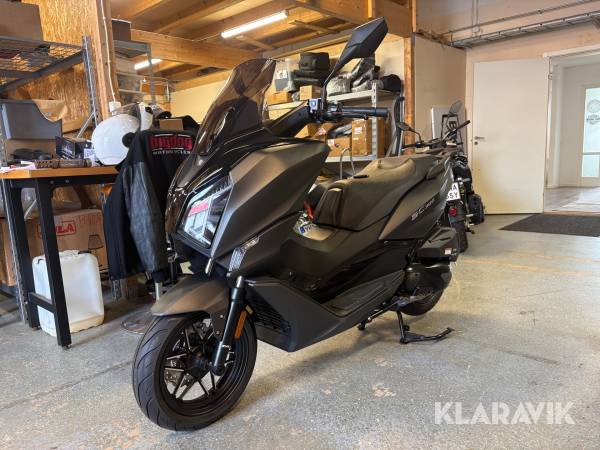 Skoter / motorcykel Morbidelli SC300 ABS