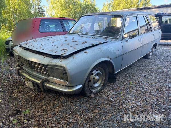 Veteranbil Peugeot 504 Familiale 2.3 D 70hk