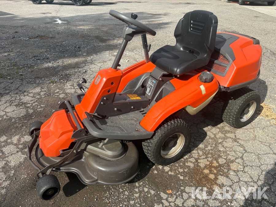 Åkgräsklippare Husqvarna R214TC