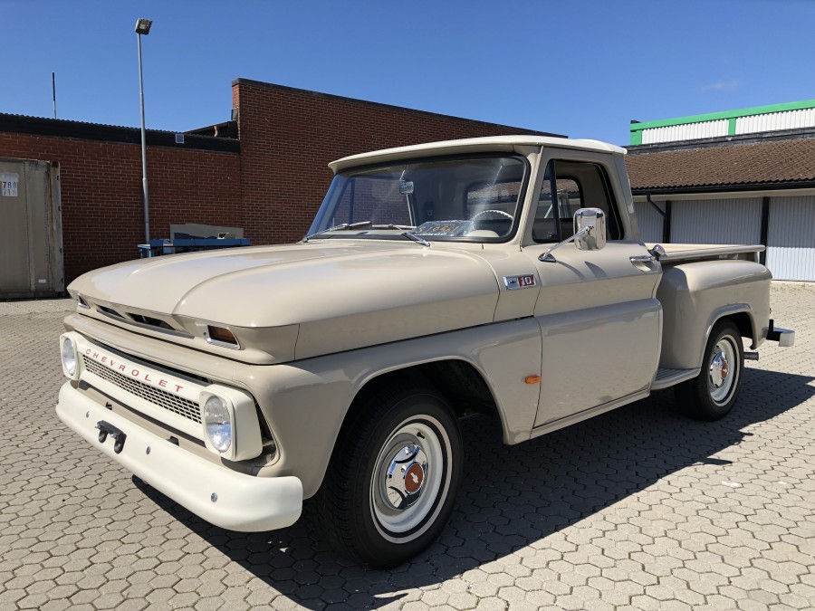 Pickup Chevrolet C10 (Veteran)