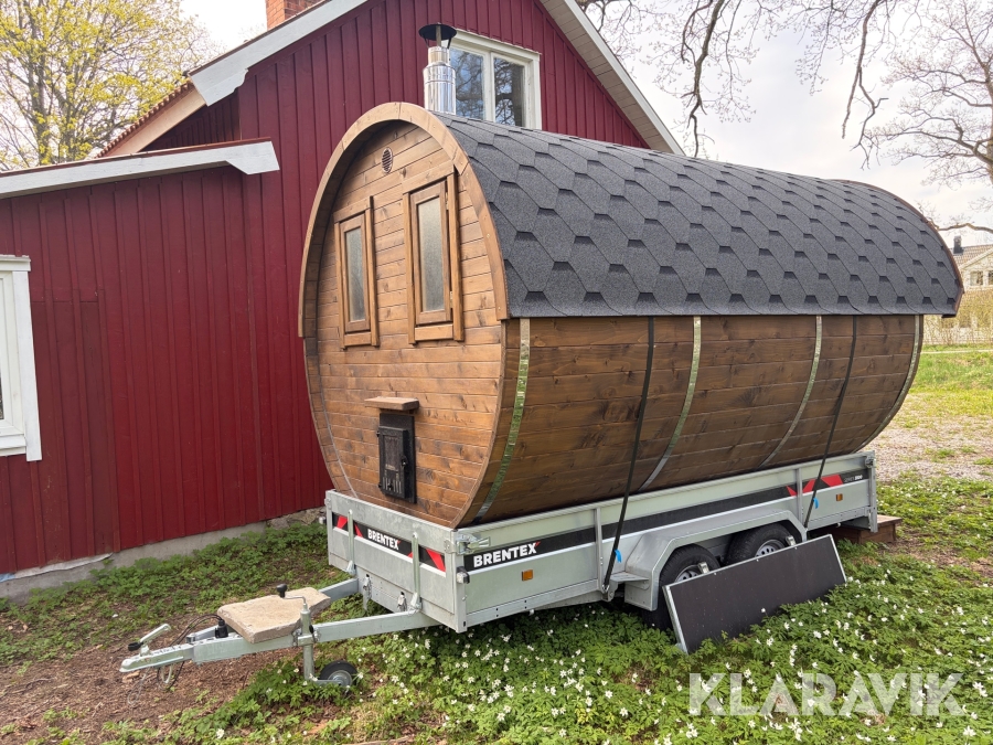 Rund bastutunna 3,5 m med vedeldad kamin