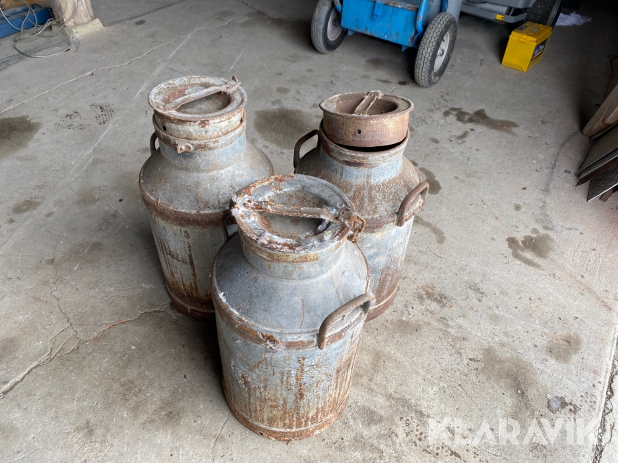 Gamla mjölkkannor 3 st