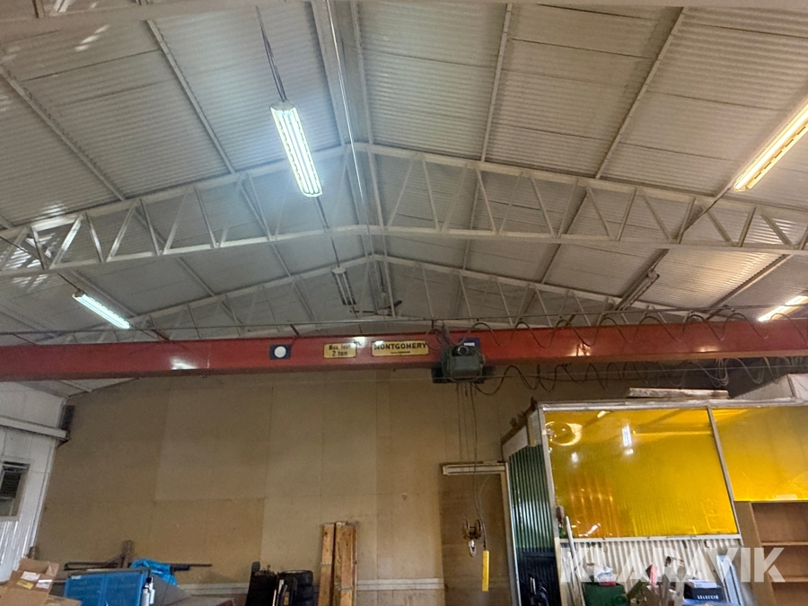Travers Montgomery 2ton 14,9x21.8m