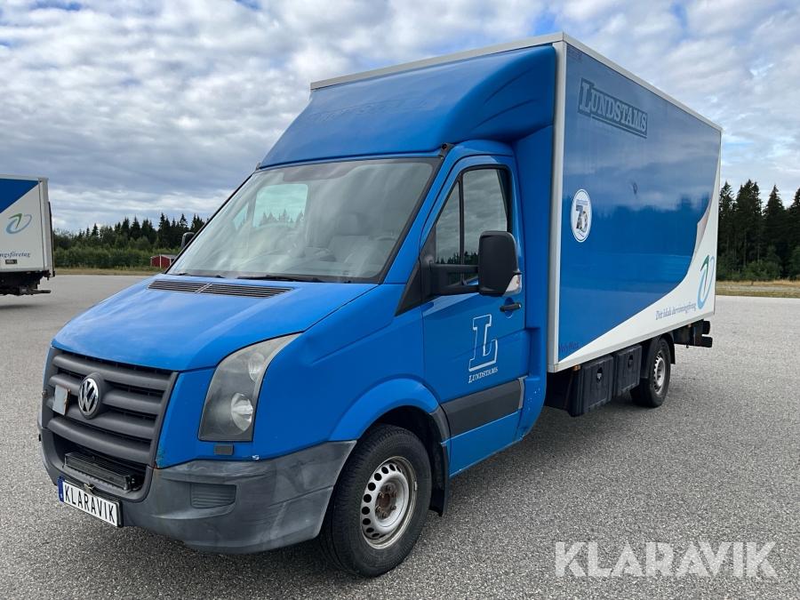 Lätt lastbil Volkswagen Crafter 35 med bakgavellyft