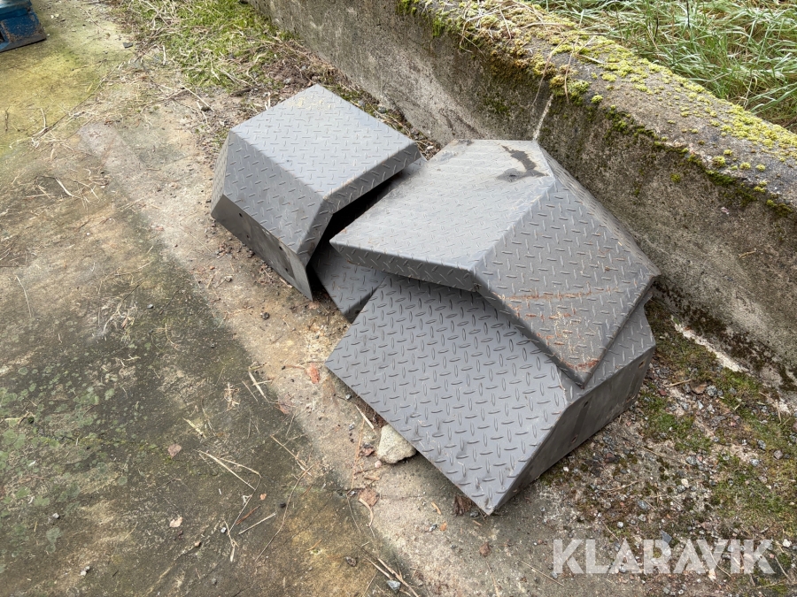 Skärmar till Volvo EW60