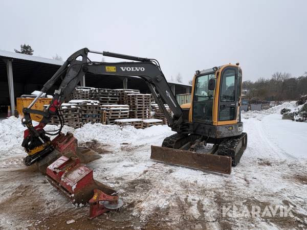 Grävmaskin Volvo ECR58Plus med tiltrotator, skopor och redskap