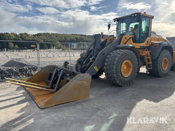 Hjullastare Volvo L110H + Redskap