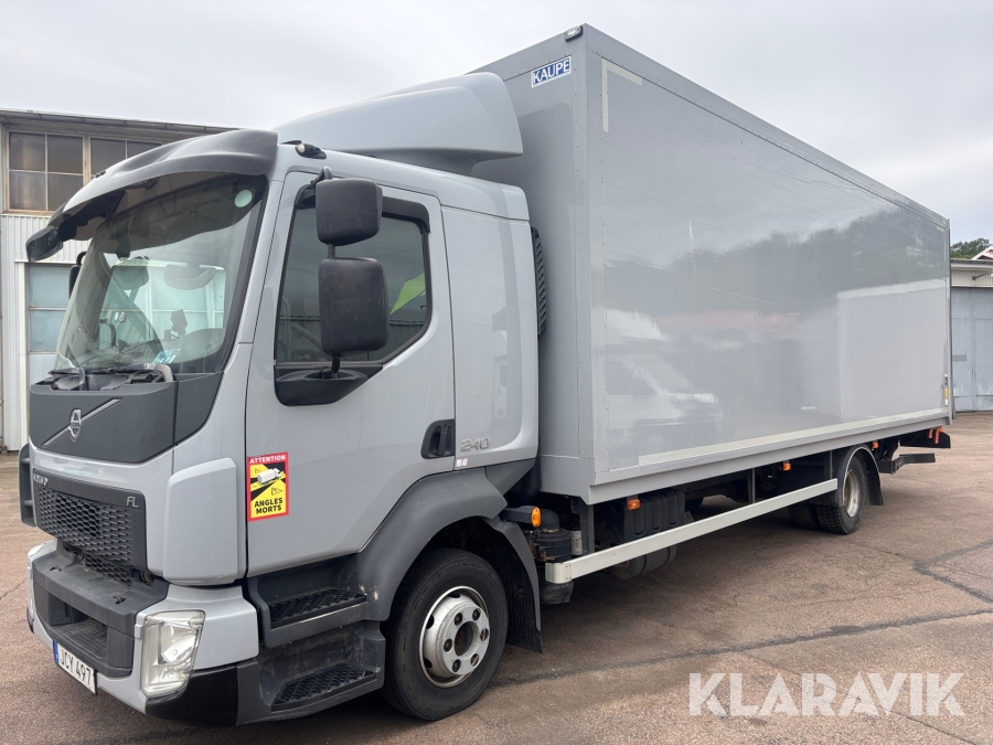Lastbil Volvo Fl 240 bakgavellyft 3-sits