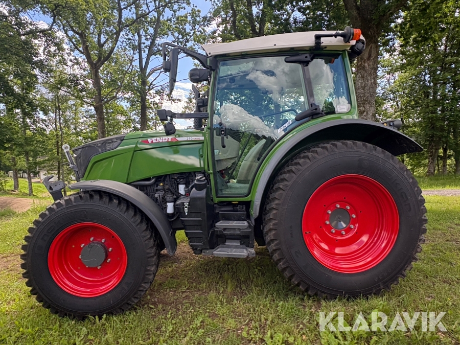 Traktor Fendt 210 Vario