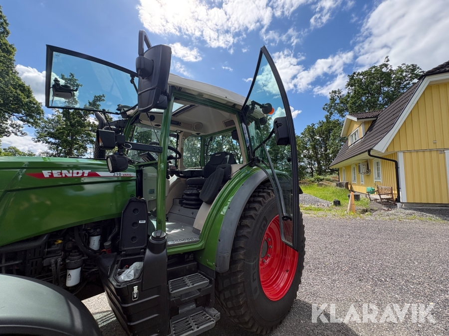 Traktor Fendt 210 Vario