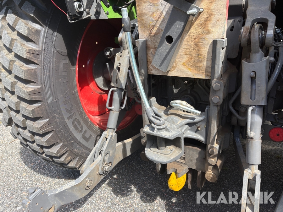 Traktor Fendt 210 Vario