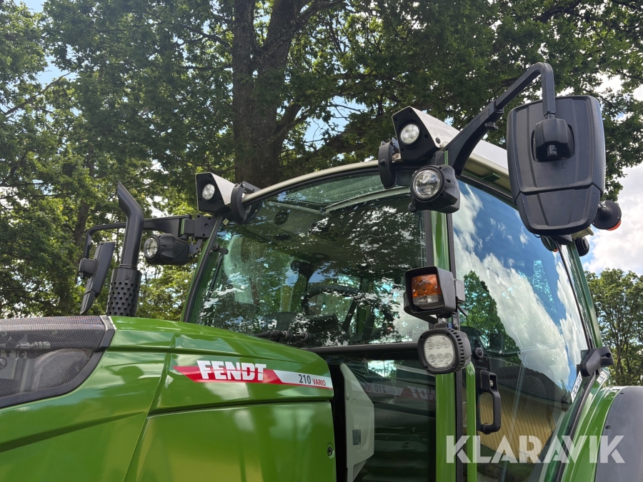 Traktor Fendt 210 Vario