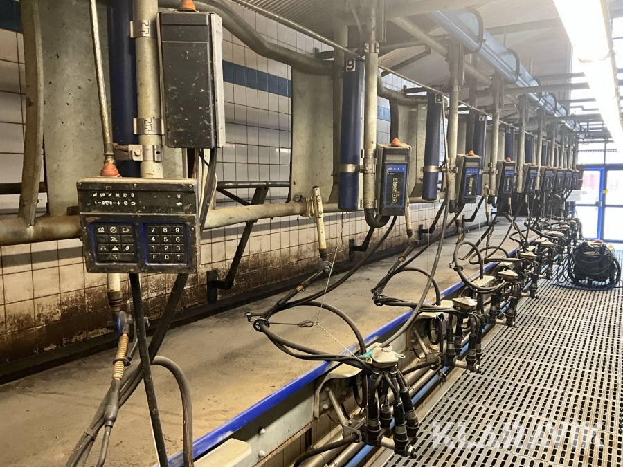 Komplett mjölkanläggning för mjölkgrop Delaval Fiskbenstall 2x10