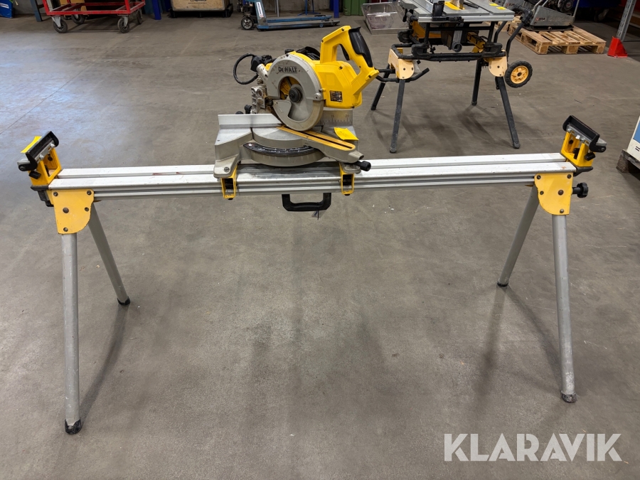 Kap&Geringssåg 1 st, Sågbänk 1 st Dewalt DW777 / DE07023