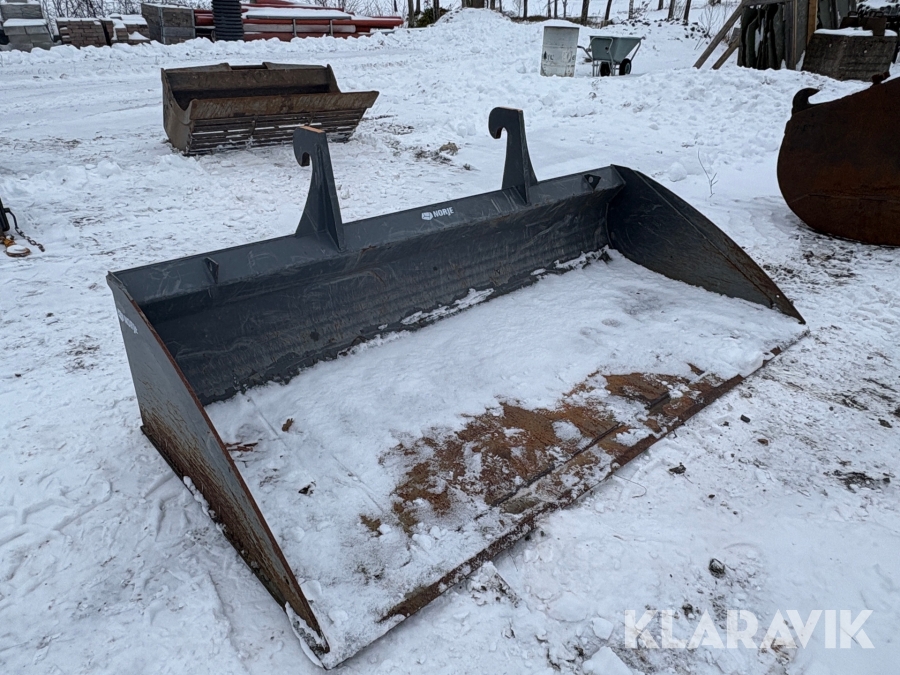 Planeringsskopa Norje 2.5m 1100L traktoranpassad