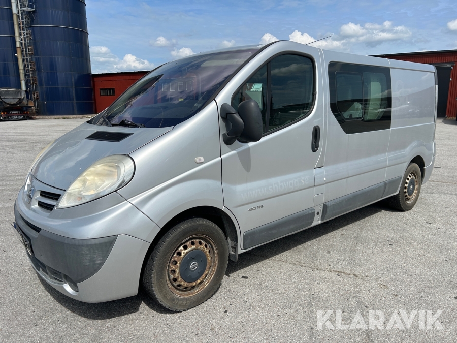 Skåpbil dubbelhytt Nissan Primastar