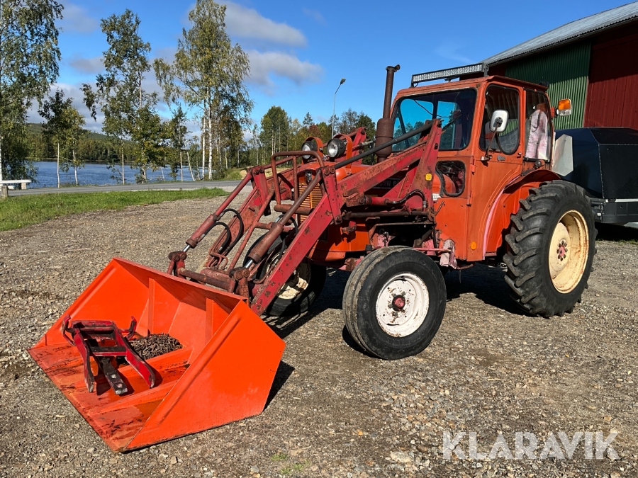 Veterantraktor David Brown 880 Implematic med skopa