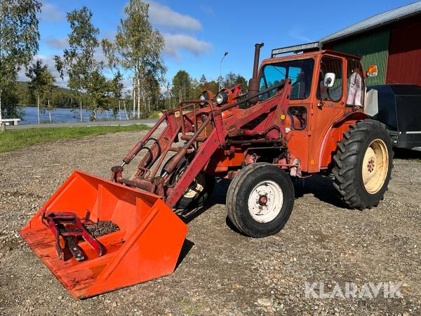 Veterantraktor David Brown 880 Implematic med skopa