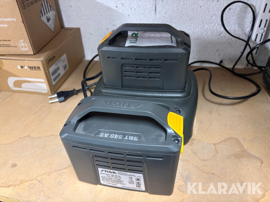 2st Batterier med laddare Stiga SBT 540 AE