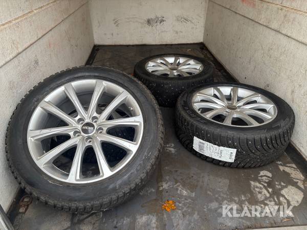 Vinterdäck på fälg Pirelli 245/50R19 4st