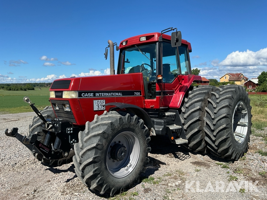 Traktor Case IH 7130 Magnum med Dubbelmontage