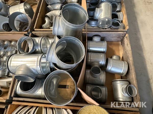 Parti med ventilationsdelar Ets Nord T-rör