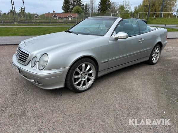 Cabriolet Mercedes-Benz CLK 320